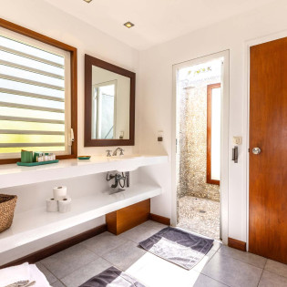 28 Bathroom 2 SBP